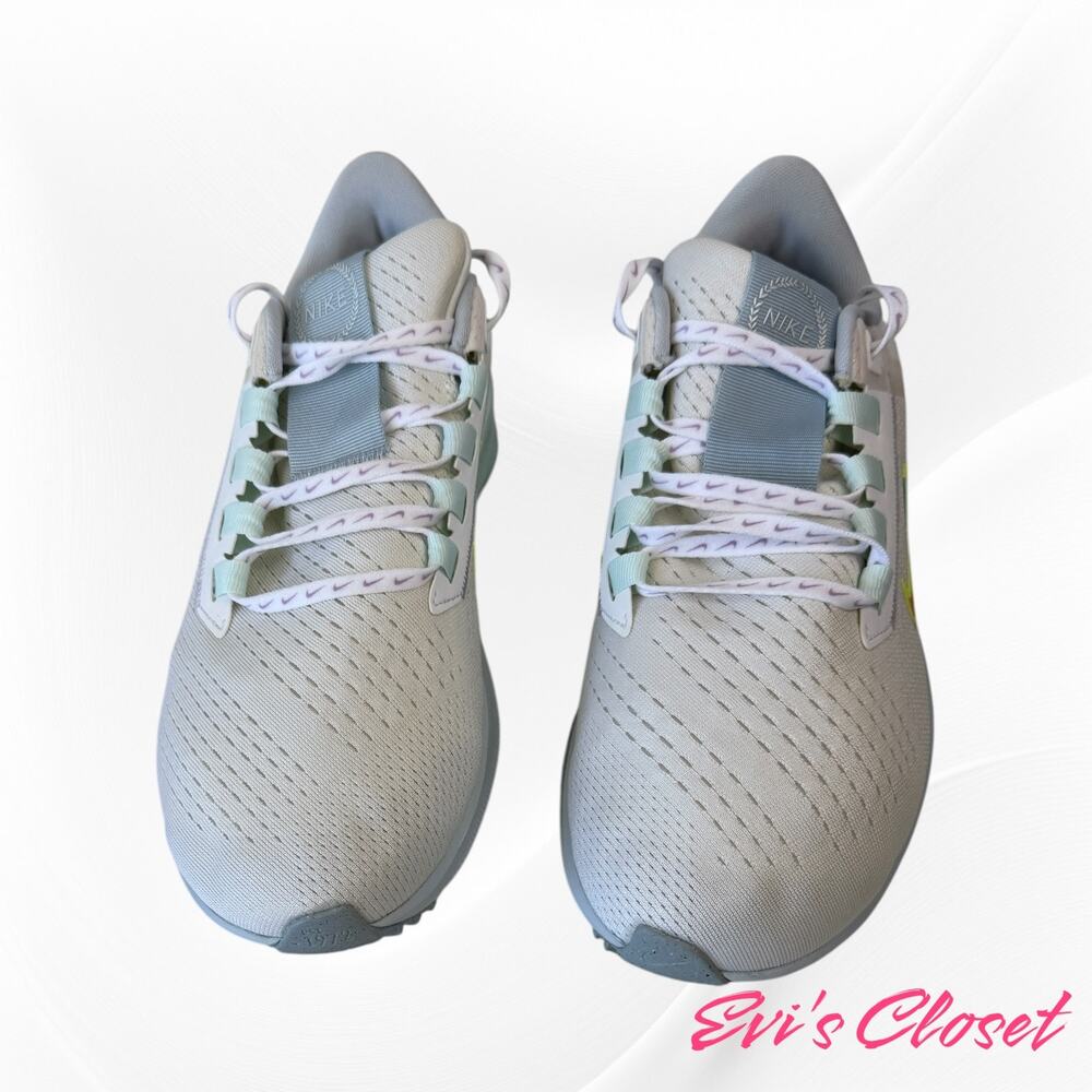 Nike Air Zoom Woman Pegasus 38 Premium Summit White Volt Sneakers. Sz 9.5
